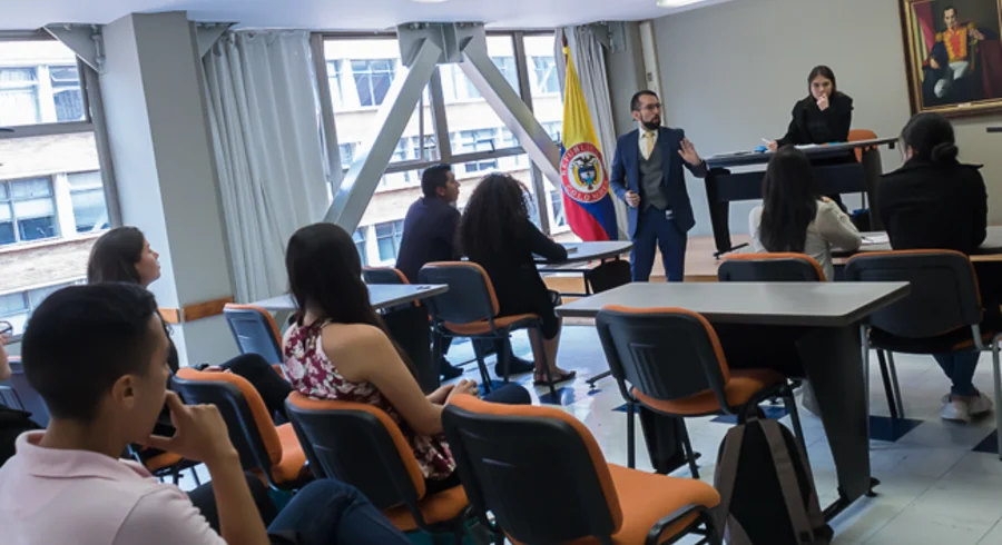 sala.de_.audiencias.derecho.utadeo.10.png